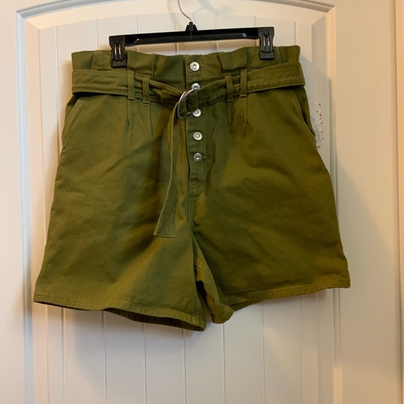 NWT Free People button fly shorts with paper bag waist, size 12 - Picture 1 of 5